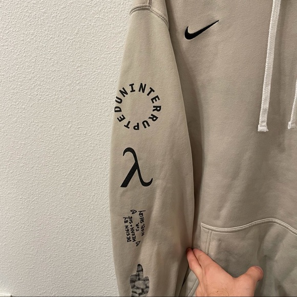 nike uninterrupted hoodie pride